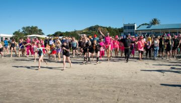 Record turnout makes a splash at Waihī Beach Polar Plunge